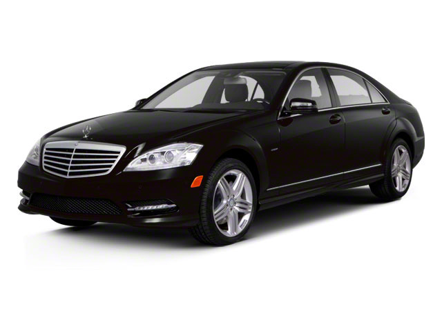 2013 Mercedes-Benz S-Class Pictures S-Class Sedan 4D S550 photos side front view 2013 Mercedes-Benz S-Class Pictures S-Class Sedan 4D S550 photos side front view