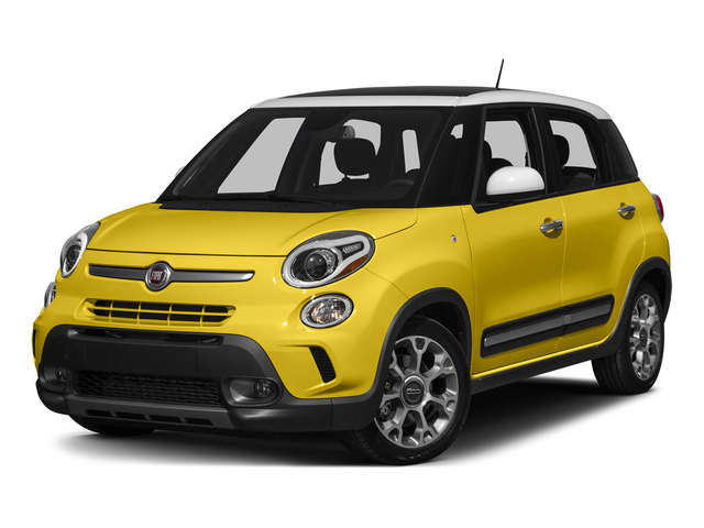 2015 FIAT 500L Pictures 500L Hatchback 5D L Trekking I4 Turbo photos side front view 2015 FIAT 500L Pictures 500L Hatchback 5D L Trekking I4 Turbo photos side front view