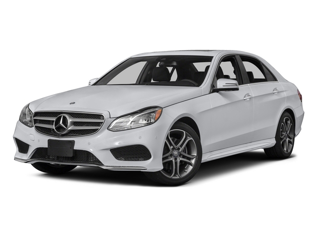 2015 Mercedes-Benz E-Class Pictures E-Class Sedan 4D E250 BlueTEC I4 T-Diesel photos side front view 2015 Mercedes-Benz E-Class Pictures E-Class Sedan 4D E250 BlueTEC I4 T-Diesel photos side front view
