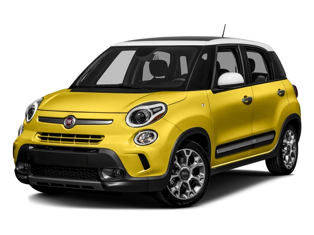 2016 FIAT 500L Pictures 500L Hatchback 5D L Trekking I4 Turbo photos side front view 2016 FIAT 500L Pictures 500L Hatchback 5D L Trekking I4 Turbo photos side front view