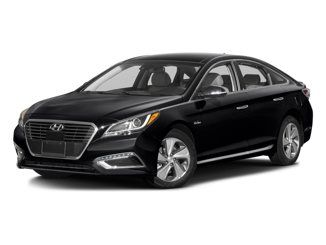 2017 Hyundai Sonata Hybrid Pictures Sonata Hybrid Limited 2.0L photos side front view 2017 Hyundai Sonata Hybrid Pictures Sonata Hybrid Limited 2.0L photos side front view